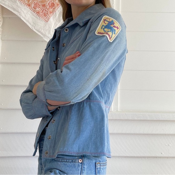 Vintage 70s hand sewn denim snap top w/patches!! - Picture 3 of 13
